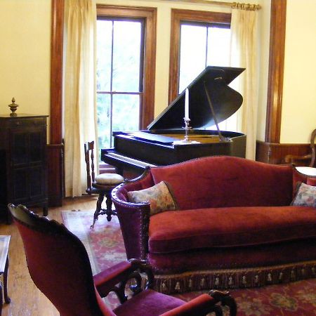 Adairsville Adair Manor Bed & Breakfast מראה חיצוני תמונה